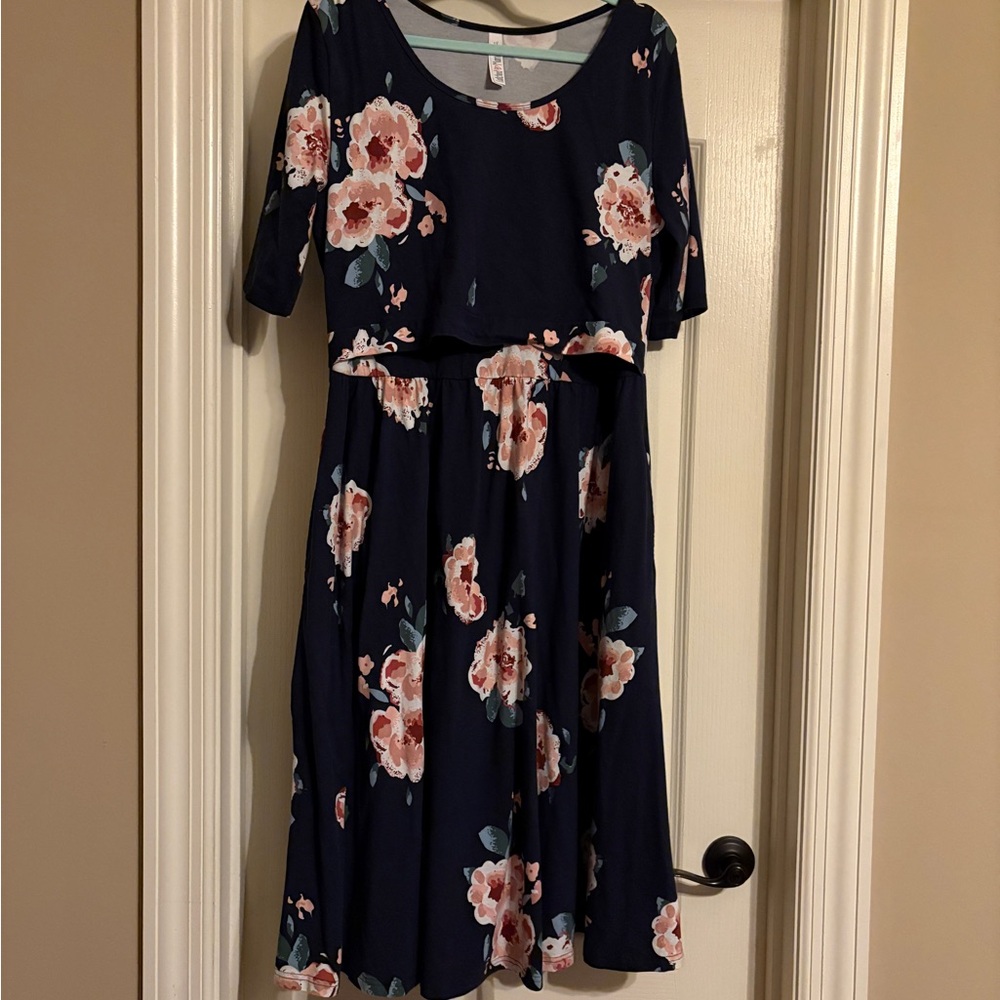 Latched Mama Classic Cotton Nursing Dress in Navy Floret 1X